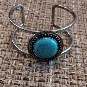 Turquoise Stone Silver Cuff Bracelet - Women Jewelry
